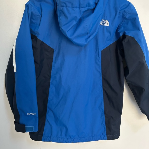 The North Face Boys's Nimbo Jacket Size Medium 10/12 - Picture 4 of 8